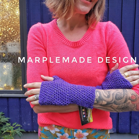NWT* Handmade Fingerless gloves 💜 MarpleMade Designs, fitted, acrylic, sparkle - Picture 1 of 6